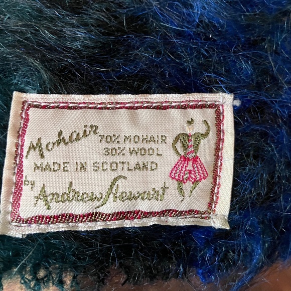 Authentic Scottish Tartan Mohair Coat with Scarf - Picture 10 of 11